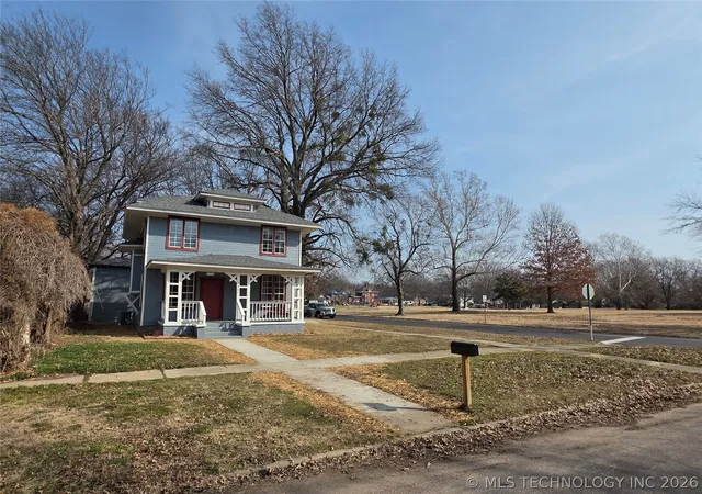 Homes for sale in Muskogee, OK | 1602 W Broadway St, Muskogee, OK 74401 | MLS# 2604894