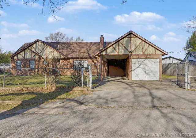 Homes for sale in Tulsa, OK | 546 N 38Th Westavenue, Tulsa, OK 74127 | MLS# 2605517