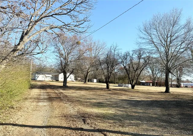 Photo 2 of Single family home for sale at 1937 S Old Hwy 69, Mc Alester, OK 74501 | MLS# 2605606 | Listing updated on 2026-08-20