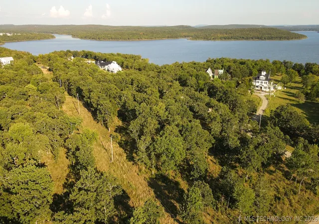 5th image of 27 Pebble Ridge Rd, Eufaula, OK 74432 | MLS# 2605228