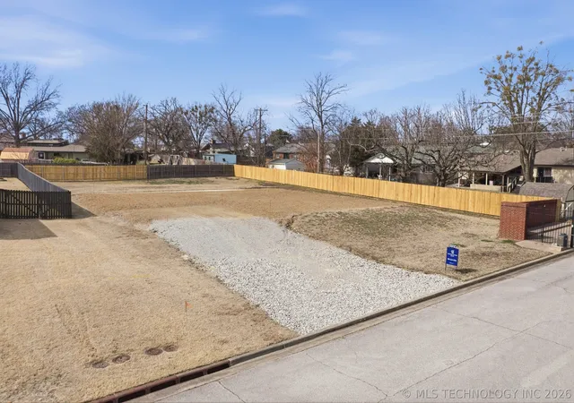 Homes for sale in Sapulpa, OK | 1400 Mabelle Dr, Sapulpa, OK 74066 | MLS# 2605648