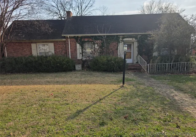2nd image of 1819 W Evergreen St, Durant, OK 74701 | MLS# 2605672