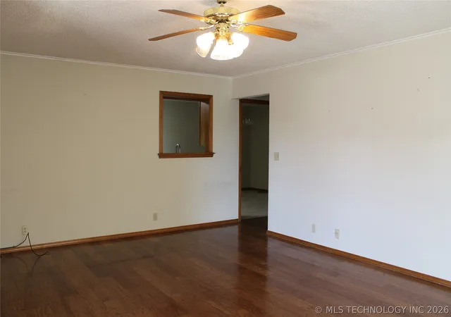 Photo 3 of Single family home for sale at 1407 Windsor Dr, Ardmore, OK 73401 | MLS# 2605630 | Listing updated on 2026-09-28