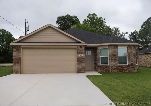 Homes for sale in Atoka, OK | 5010 S Mockingbird, Atoka, OK 74525 | MLS# 2605697