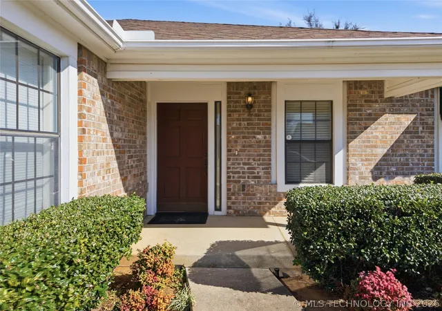 Photo 3 of Single family home for sale at 7337 S Darlington Ave, Tulsa, OK 74136 | MLS# 2605769 | Listing updated on 2026-08-20