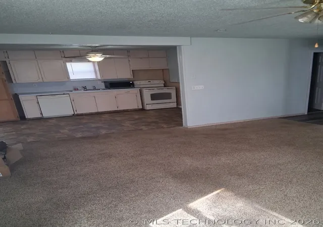 3rd image of 1421 2Nd Ne, Ardmore, OK 73401 | MLS# 2606013