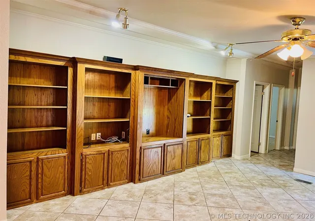 3rd image of 4826 Willis Dr, Kingston, OK 73439 | MLS# 2606077