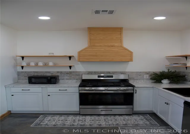 Photo 4 of Single family home for sale at 6129 Dixie, Kingston, OK 73439 | MLS# 2606106 | Listing updated on 2026-08-21