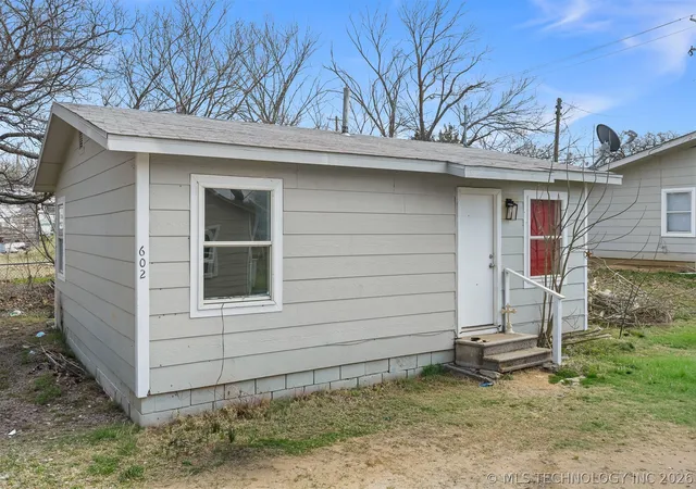 Homes for sale in Healdton, OK | 598 2Nd St, Healdton, OK 73438 | MLS# 2605399