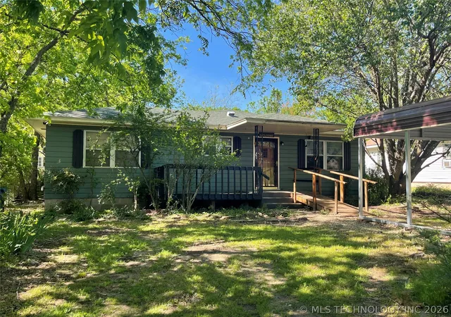 Homes for sale in Atoka, OK | 346 W 8th St, Atoka, OK 74525 | MLS# 2606201