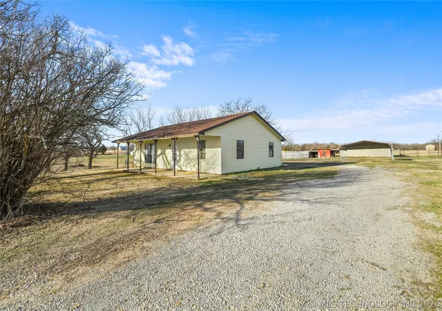 Photo 2 of Sale Pending at 12395 County Rd 3480, Ada, OK 74820 | MLS# 2606220 | Listing updated on 2026-08-24