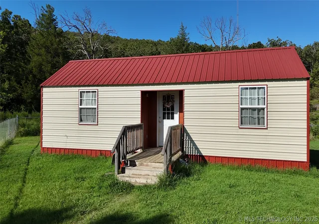 Homes for sale in Wilburton, OK | 595 Nw 1025Th, Wilburton, OK 74578 | MLS# 2606257