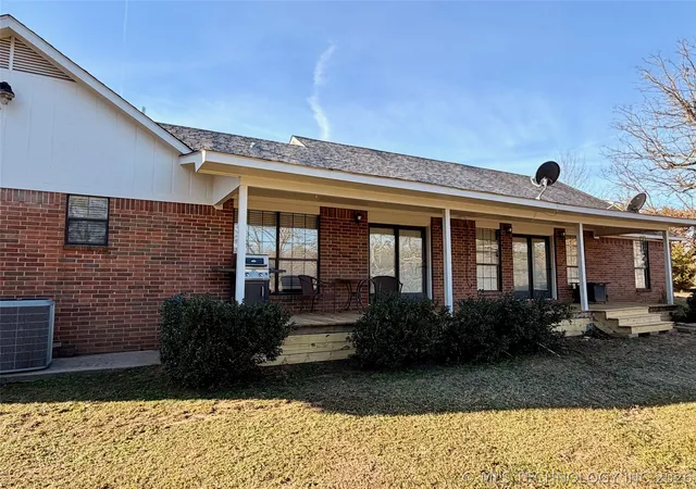 Homes for sale in Bokchito, OK | 29144 Us Hwy 70, Bokchito, OK 74726 | MLS# 2606384