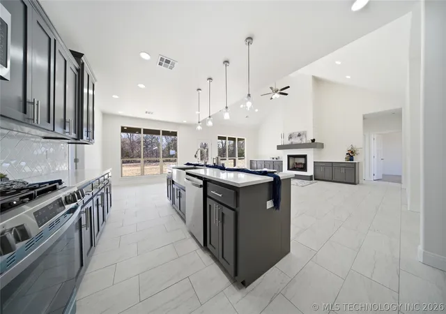 Photo 3 of Single family home for sale at 17450 County Rd 3539, Ada, OK 74820 | MLS# 2603397 | Listing updated on 2026-08-20