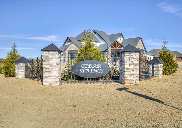 Homes for sale in Claremore, OK | 10037 Ratliff Dr, Claremore, OK 74017 | MLS# 2605489