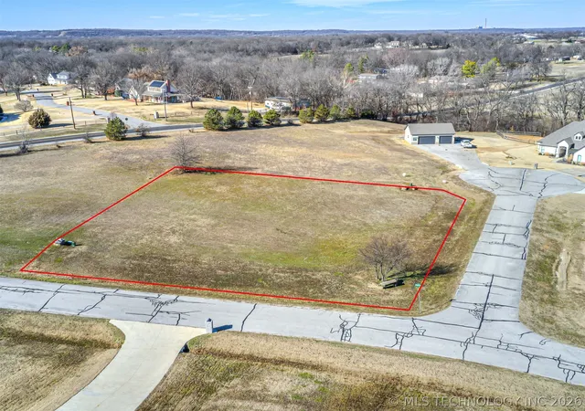 Homes for sale in Claremore, OK | 10037 Ratliff Dr, Claremore, OK 74017 | MLS# 2605489