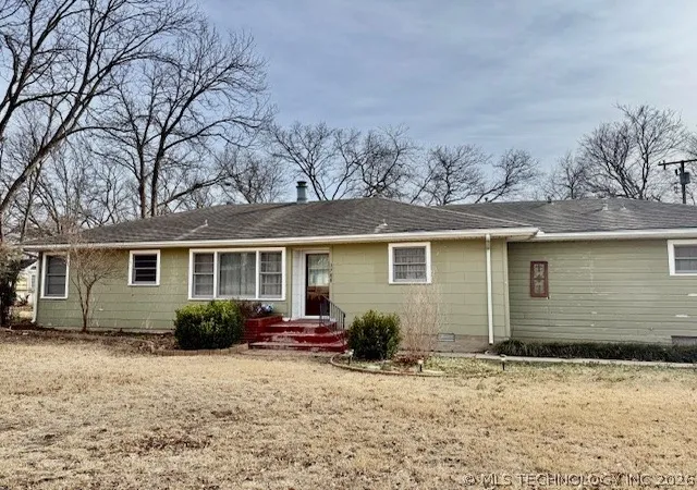 1st image of 1700 6th Ave Sw, Ardmore, OK 73401 | MLS# 2606501