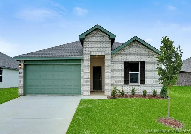 1st image of 2204 E Toledo St, Broken Arrow, OK 74011 | MLS# 2606580