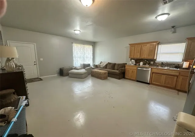 Homes for sale in Ada, OK | 300 E 17Th St, Ada, OK 74820 | MLS# 2606263