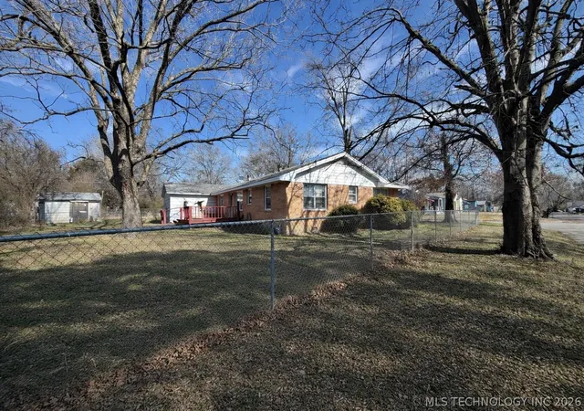 Homes for sale in Muskogee, OK | 501 S 30th St, Muskogee, OK 74401 | MLS# 2606443