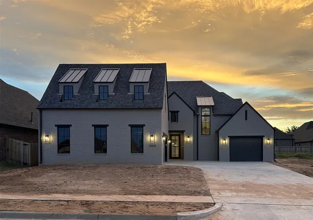 Photo 1 of Single family home for sale at 3909 S Elder Blvd, Broken Arrow, OK 74011 | MLS# 2606642 | Listing updated on 2026-09-30