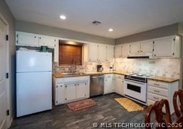 3rd image of 2201 June Hill Rd, Kingston, OK 73439 | MLS# 2605976