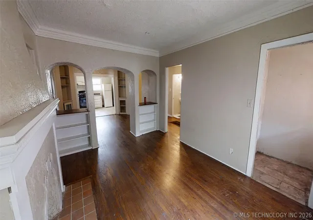 2nd image of 855 N Delaware Pl, Tulsa, OK 74110 | MLS# 2606269