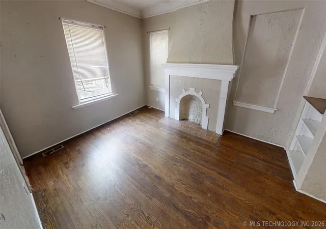 3rd image of 855 N Delaware Pl, Tulsa, OK 74110 | MLS# 2606269