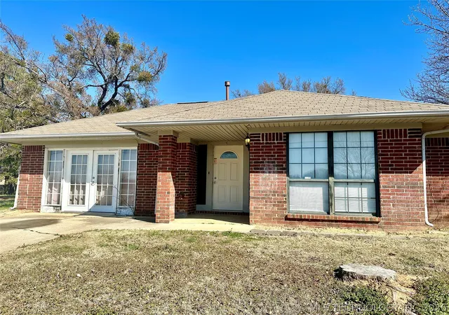 Homes for sale in Ada, OK | 728 N Main, Ada, OK 74820 | MLS# 2606721