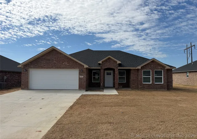 Homes for sale in Durant, OK | 3139 Secretariat St, Durant, OK 74701 | MLS# 2606813