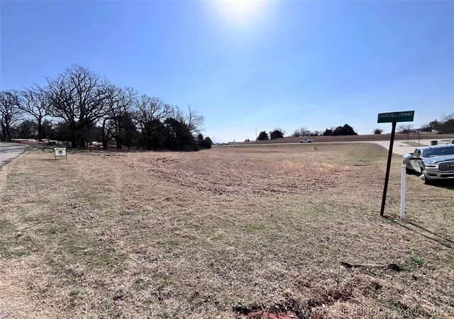 Homes for sale in Perkins, OK | 11522 S Churchhill Downs, Perkins, OK 74059 | MLS# 2606908