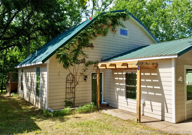 2nd image of 23 Falcon Nest Road Falcon Cove 2, Eufaula, OK 74432 | MLS# 2602627