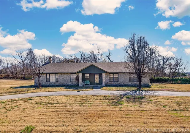 Homes for sale in Bartlesville, OK | 16708 Hwy 123, Bartlesville, OK 74003 | MLS# 2606934