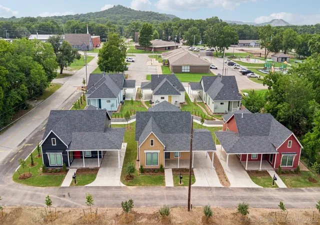 Homes for sale in Catoosa, OK | 210 S Bluff St #A, Catoosa, OK 74015 | MLS# 2606961