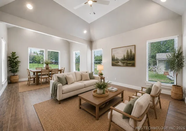 Photo 5 of Sale Pending at 210 S Bluff St, Catoosa, OK 74015 | MLS# 2606961 | Listing updated on 2026-08-25