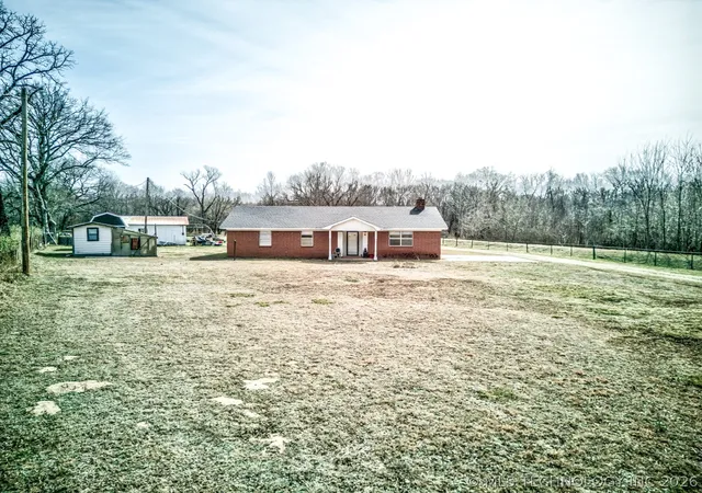 Photo 3 of Single family home for sale at 20270 S 930 Road W, Okmulgee, OK 74447 | MLS# 2603310 | Listing updated on 2026-05-18