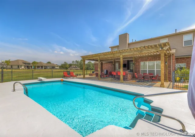 Homes for sale in Coweta, OK | 26915 E 135th St S, Coweta, OK 74429 | MLS# 2606784