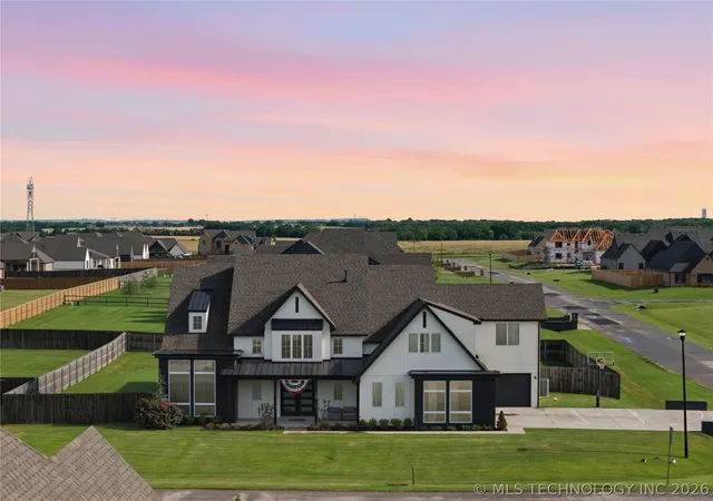 1st image of 15 W 166th Pl S, Glenpool, OK 74033 | MLS# 2606715