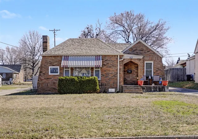 Photo 2 of Single family home for sale at 803 S Jamestown Ave, Tulsa, OK 74112 | MLS# 2606781 | Listing updated on 2026-09-01