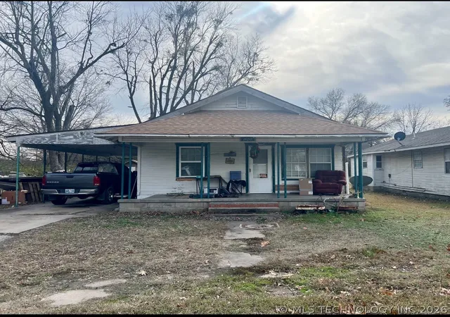 Homes for sale in Okmulgee, OK | 1100 W 9th St, Okmulgee, OK 74447 | MLS# 2607141