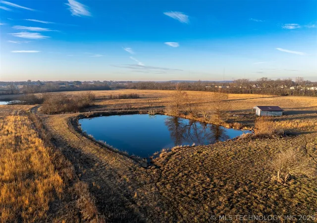 1st image of 05 E 71st St S, Broken Arrow, OK 74012 | MLS# 2607267