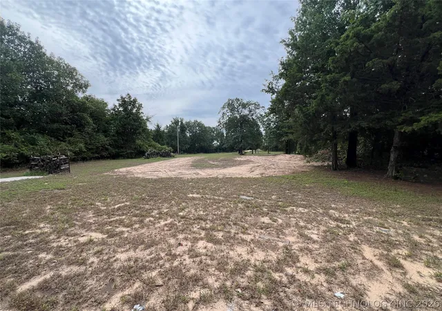 Homes for sale in Eufaula, OK | 20 S 4207 Rd, Eufaula, OK 74432 | MLS# 2607272