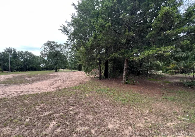 Homes for sale in Eufaula, OK | 20 S 4207 Rd, Eufaula, OK 74432 | MLS# 2607272