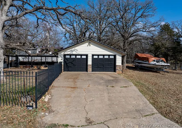 Homes for sale in Kingston, OK | 7386 Sooner Rd, Kingston, OK 73439 | MLS# 2607278