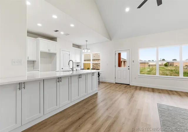 Homes for sale in Calera, OK | 112 S B St, Calera, OK 74730 | MLS# 2607100