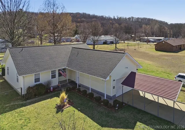2nd image of 210 S Whittington St, Salina, OK 74365 | MLS# 2607295