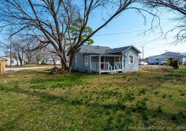 Photo 2 of Sale Pending at 819 N Oak, Ada, OK 74820 | MLS# 2607306 | Listing updated on 2026-08-20