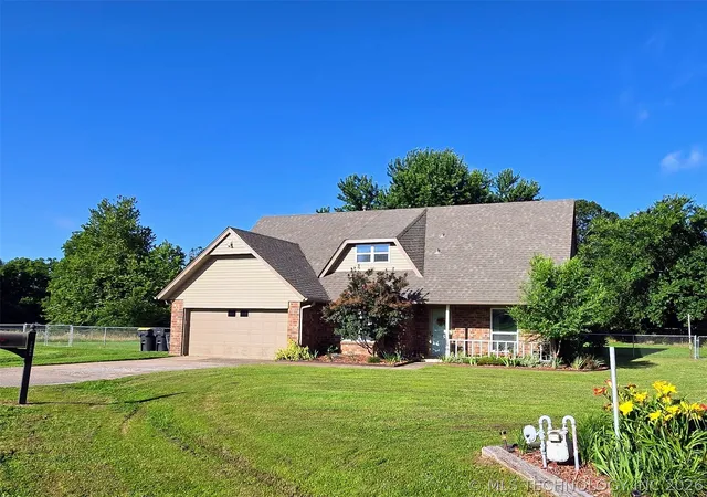 Homes for sale in Coweta, OK | 12866 S 279th East Ave, Coweta, OK 74429 | MLS# 2607023