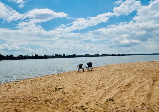 5th image of 114516 Portside Dr, Eufaula, OK 74432 | MLS# 2607074
