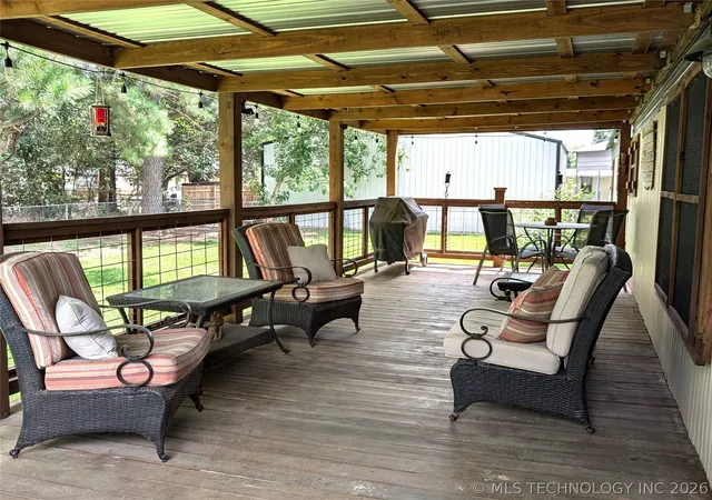 2nd image of 105 Circle Dr, Eufaula, OK 74432 | MLS# 2607490